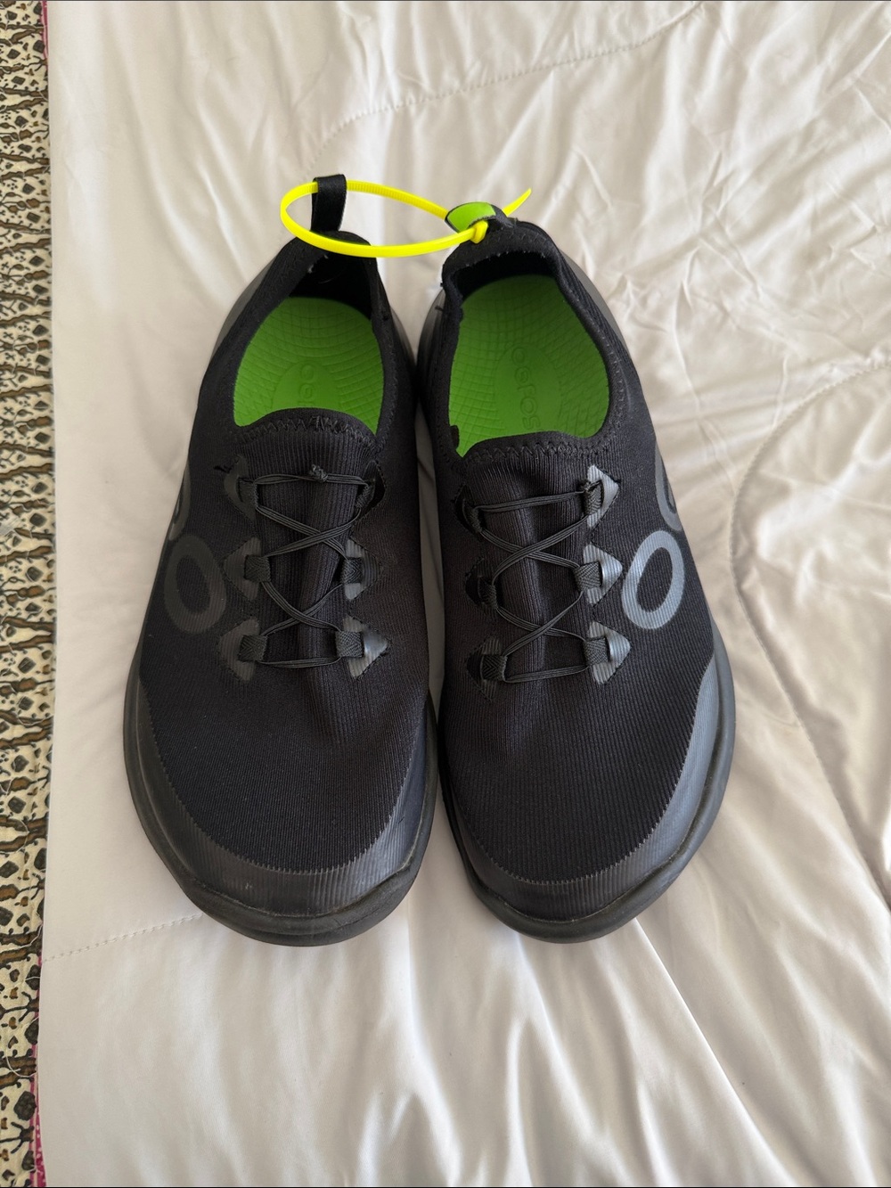 OOFOS Black Athletic Slip-On Shoes with Green Insole